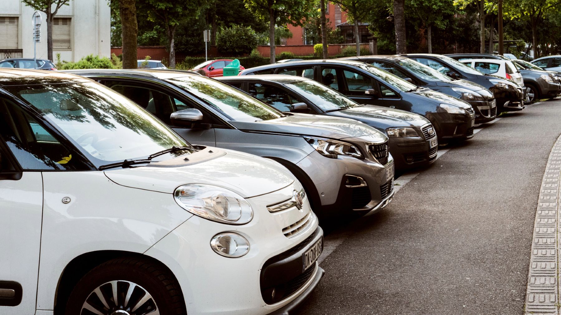 Di Adi S A Tu Coche Si No Haces Esto La Dgt Saca De Urgencia Estos